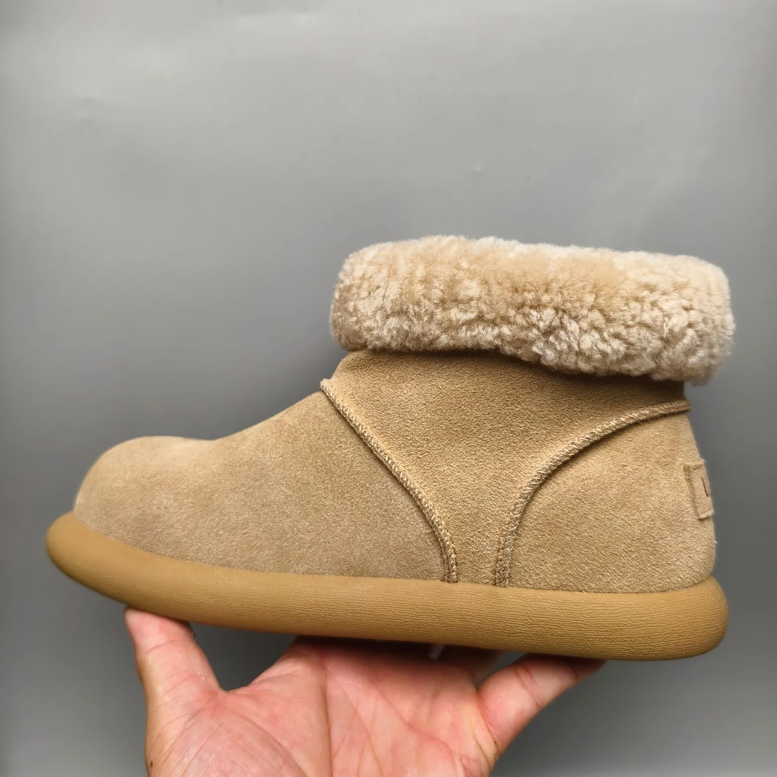 💰540 UGG sheepskin all-in-one snow boots 1618-5 rubber wear-resistant sole casual shoes Color: Gray Maroon Sand Matching size: 35-40